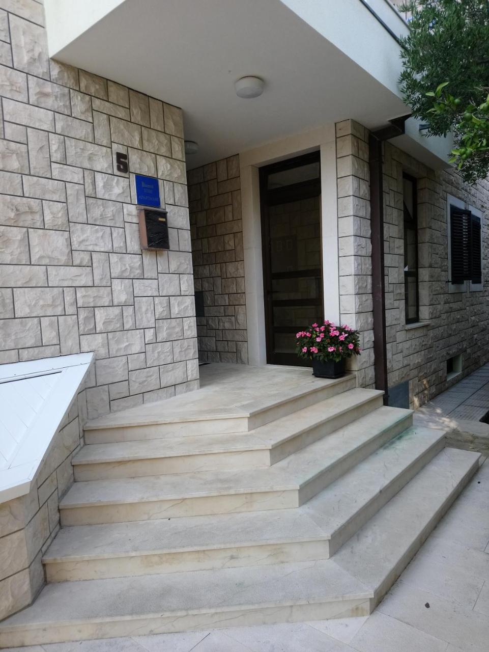 Guesthouse Mario&Marina Makarska Extérieur photo